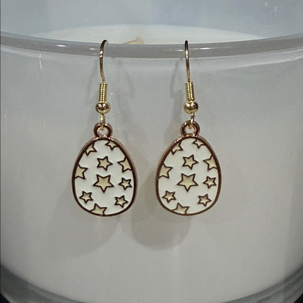 Gold Star Pattern Egg White Drop Earrings - Women's Jewelry
